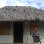 Tampak Rumah, Ferdinan Mbatu, warga RT 004 RW 002, Dusun Nembeona, Desa Bo'a, Kecamatan Rote Barat, yang usulan daftar meter listrik belum dijawab oleh PLN Rote. (Foto: Reni).